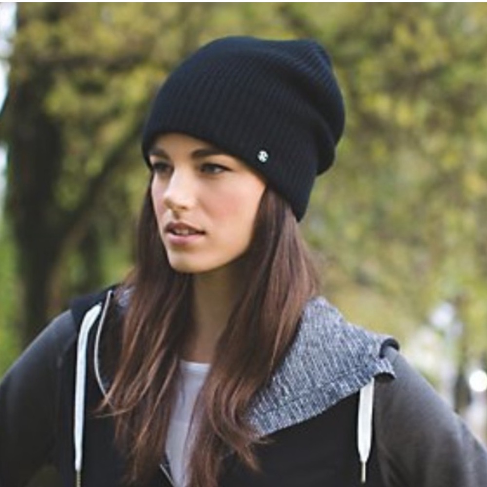 Lululemon Totally Toasty Toque Sherpa Fleece Lined Hat Beanie Black